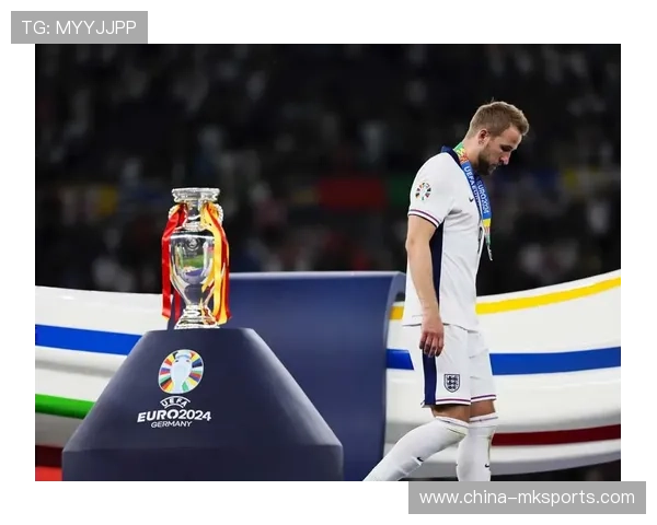 “齐沃的谨慎哲学：国米主帅避谈冠军，强调年轻球员成长”